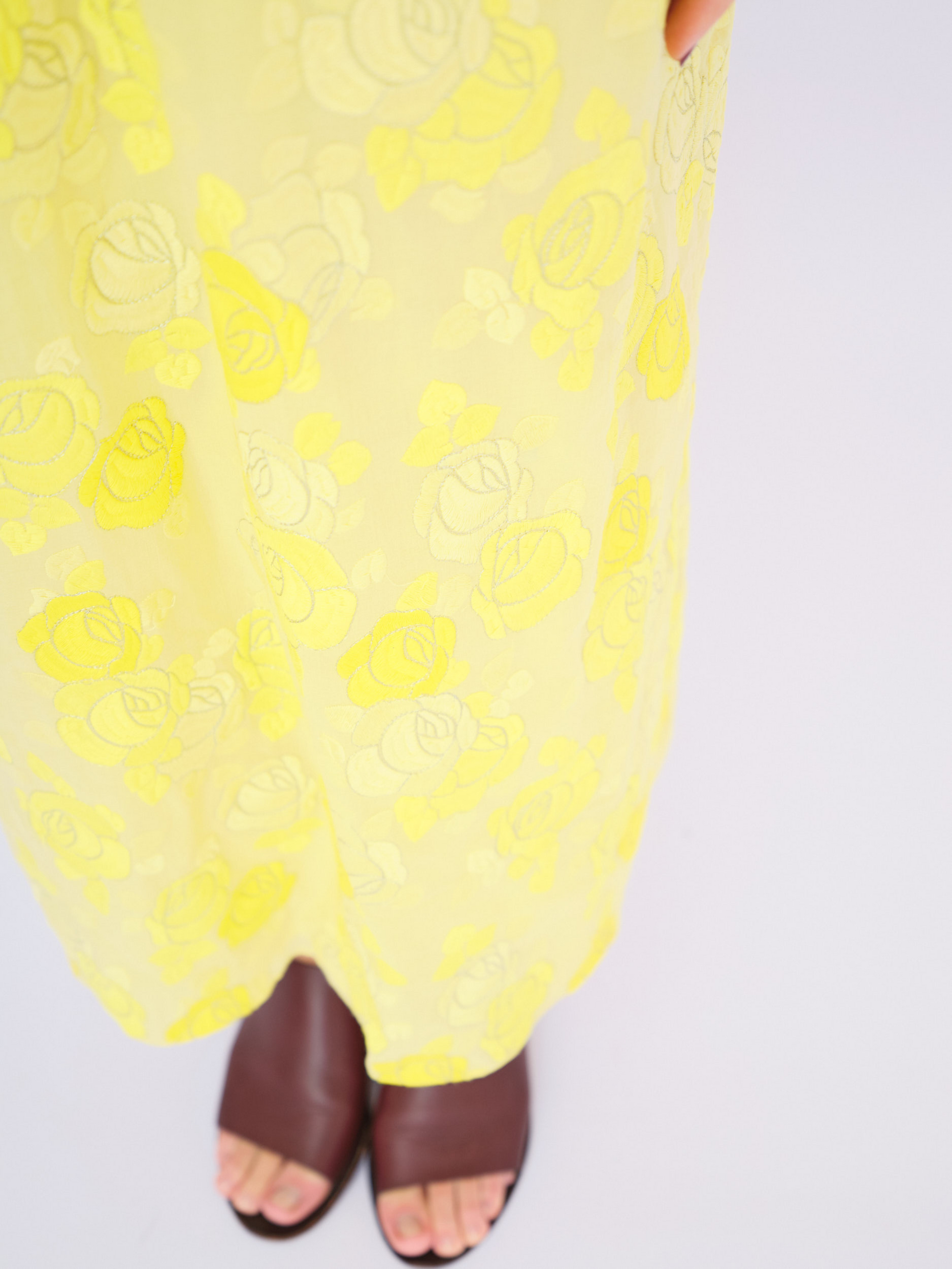 Vestido Amarelo Cris Barros