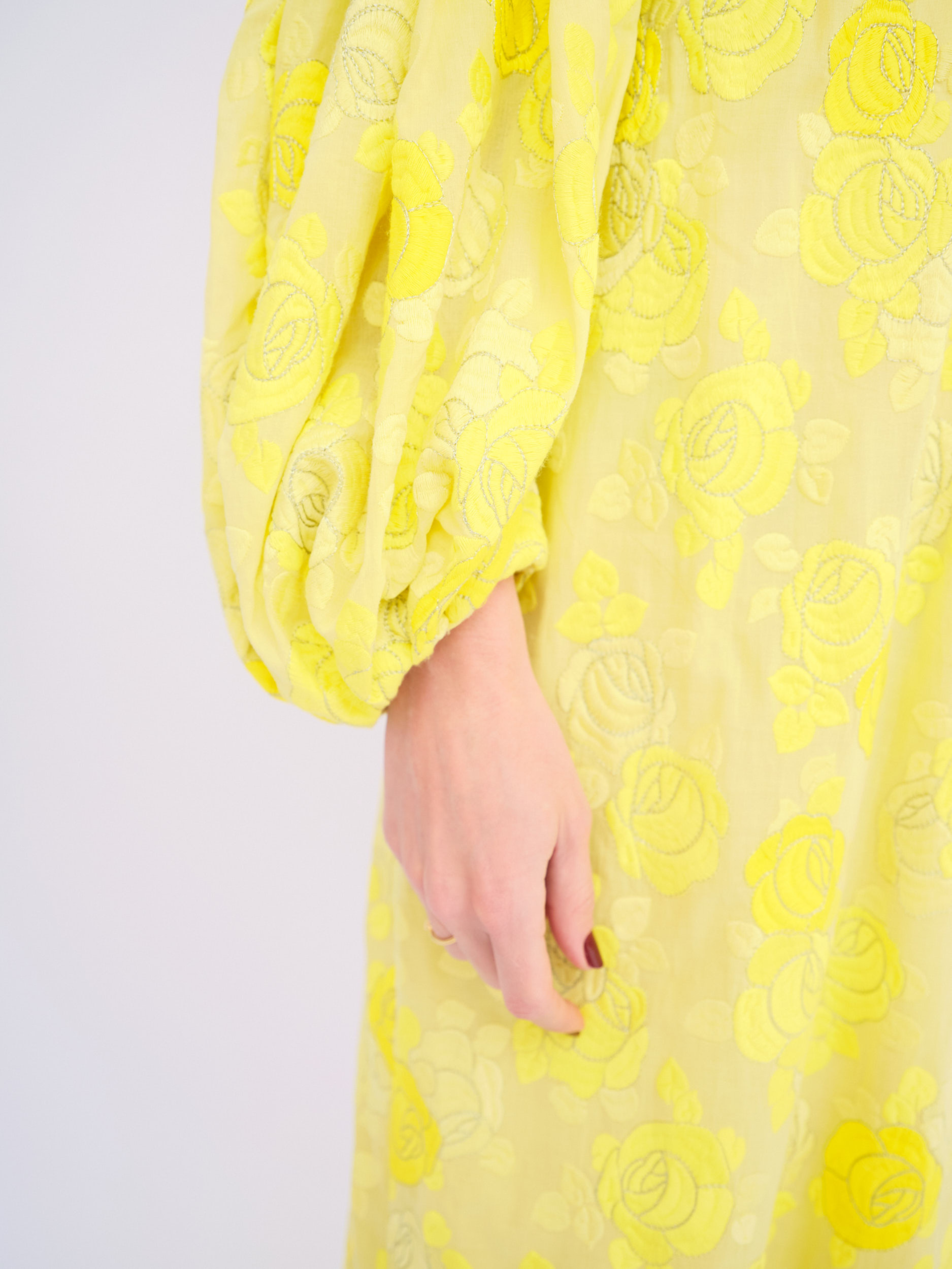Vestido Amarelo Cris Barros