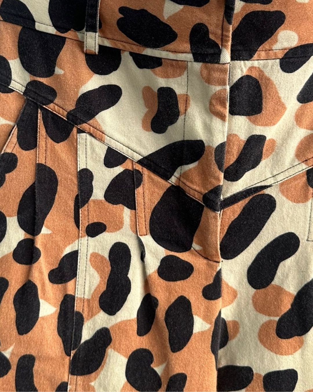 Calça Animal Print Allmost Vintage