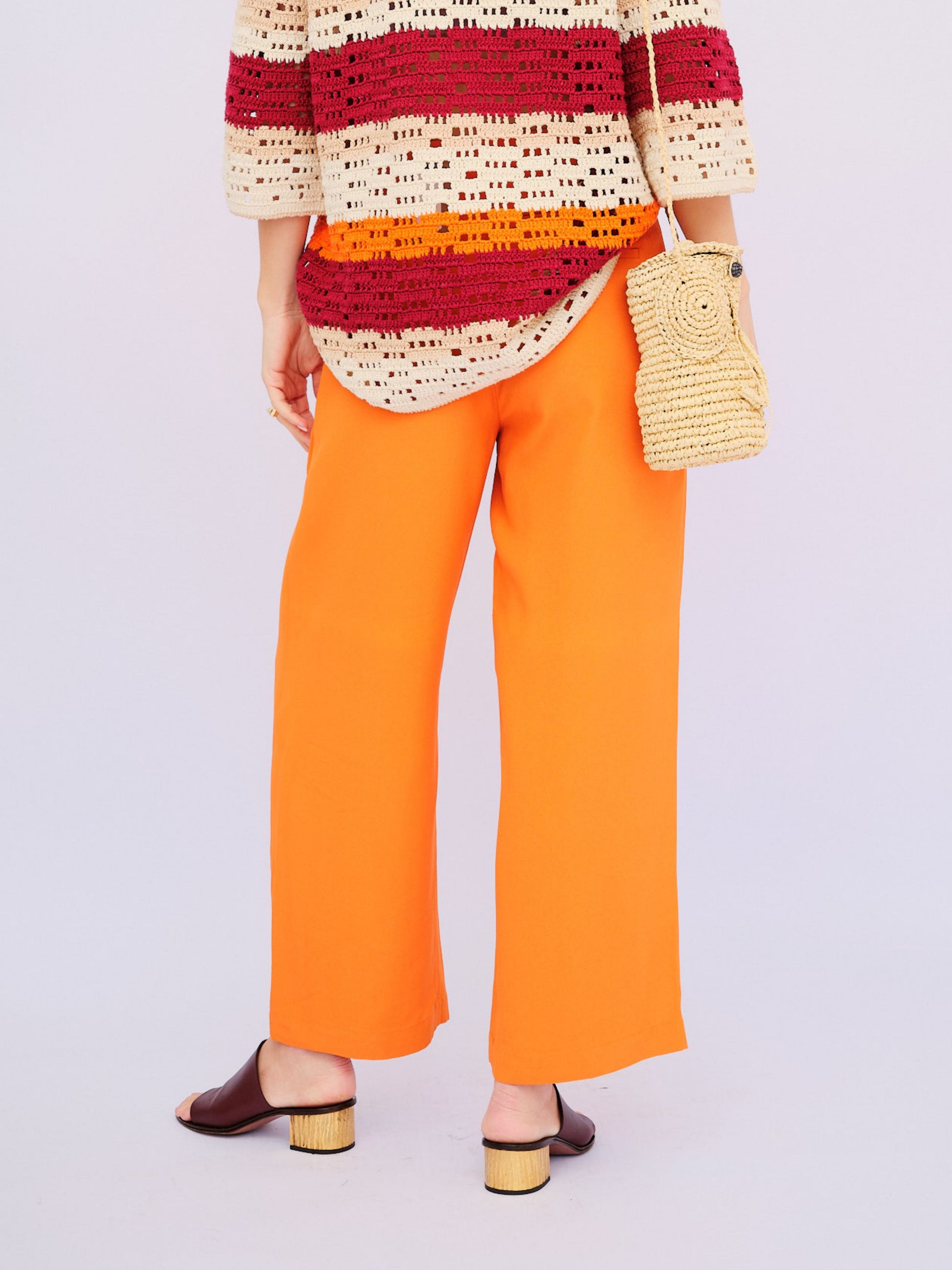 Calça Laranja Cris Barros