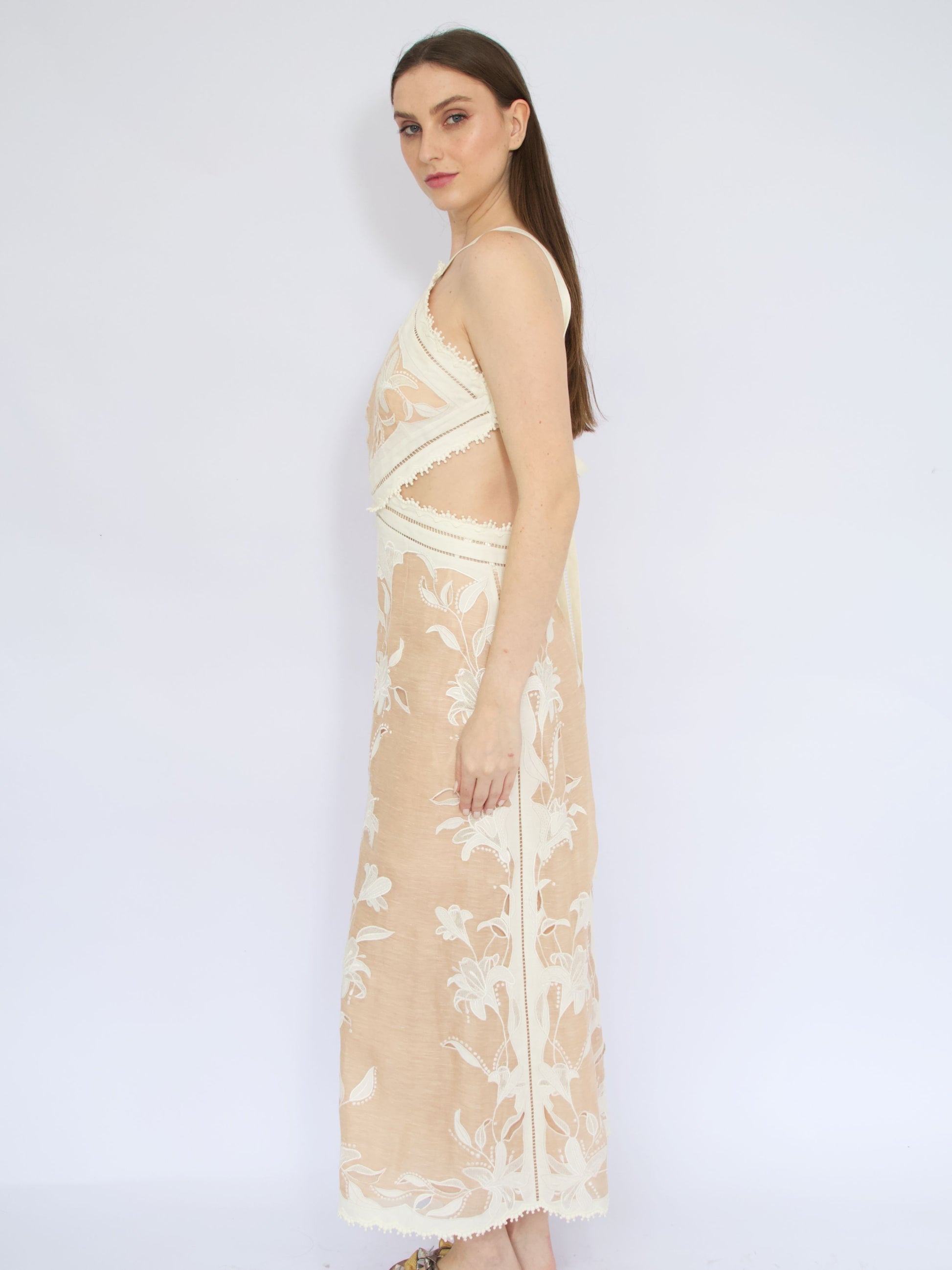 Vestido Nude Bordado Zimmermann