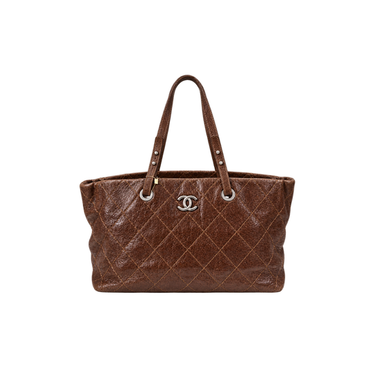 Bolsa Tote On the Road Pequena Marrom Chanel